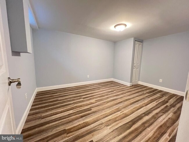 Building Photo - 7255 Stratton Way