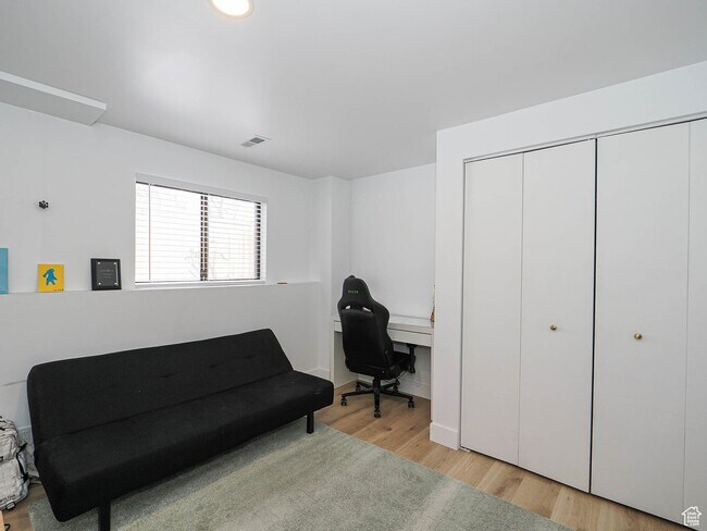 Building Photo - 9888 Borg Dr