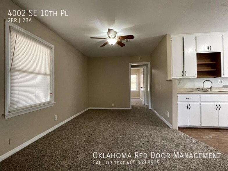 Building Photo - 4002 SE 10th Pl