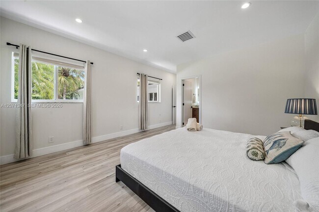 Building Photo - 13900 Mustang Trail