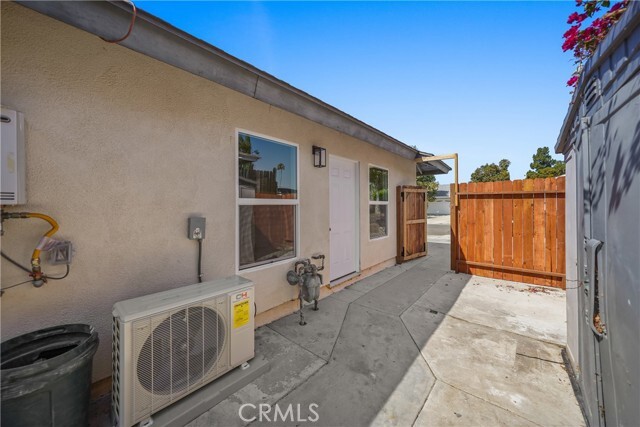 Building Photo - 2616 Gates Pl