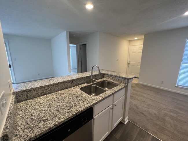 Building Photo - 11 Hamiltons Bay Ct