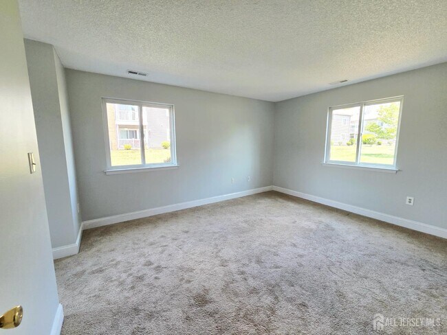 Building Photo - 8113 Tamarron Dr