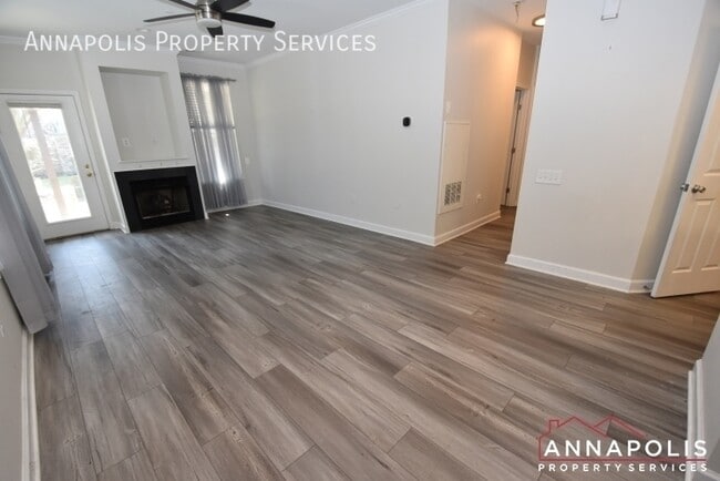 Building Photo - 8629 Willow Leaf Ln