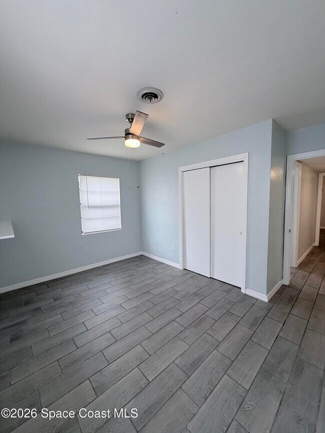 Building Photo - 1717 La Marche Dr