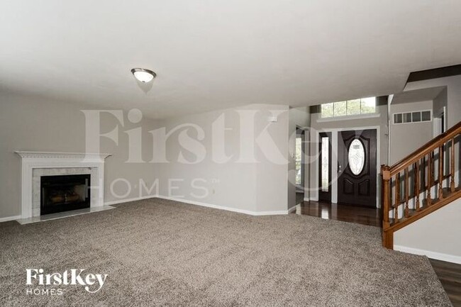 Building Photo - 16425 Bayshore Cove Ct