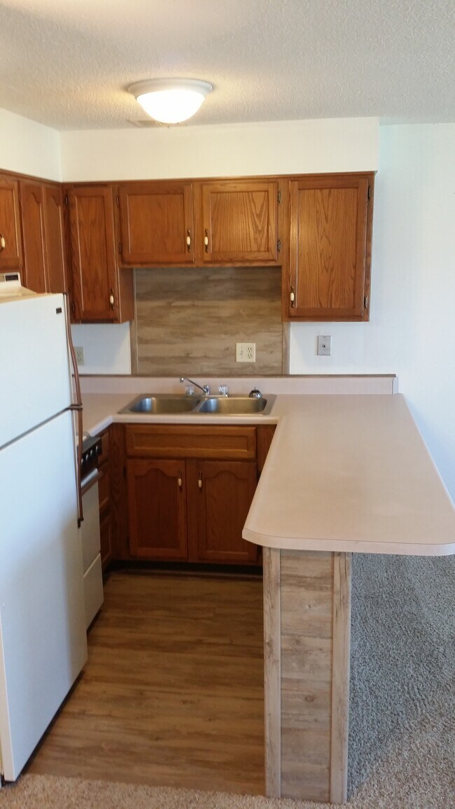 Building Photo - 2193 E Columbia St