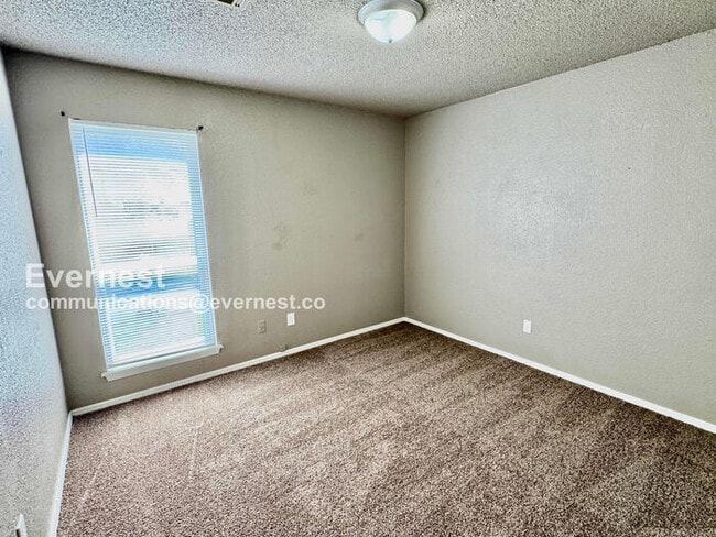 Building Photo - 8131 E 65th Pl