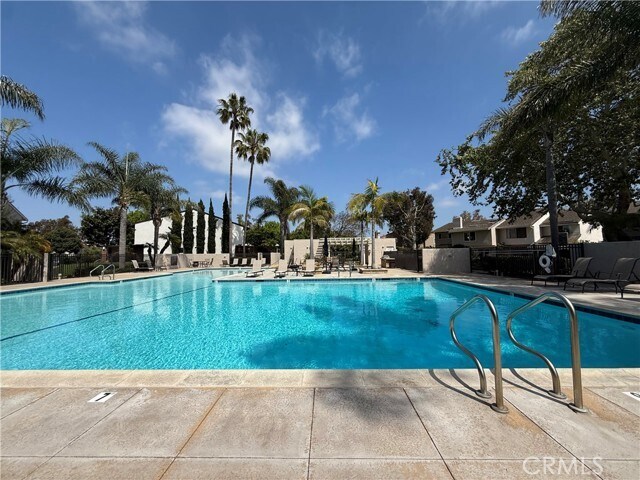 Building Photo - 2632 Vista Del Oro