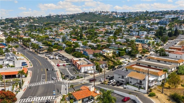 Building Photo - 102 E Avenida San Gabriel
