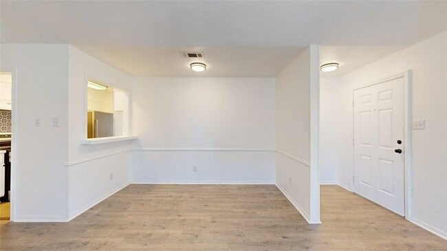 Building Photo - 4000 Tiffany Trail