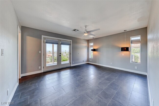 Building Photo - 969 Marigold Ct