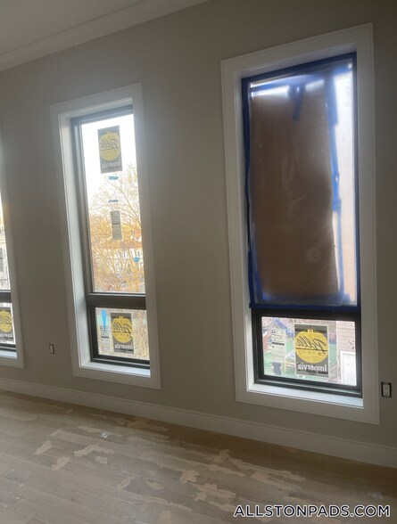 Building Photo - 16-18 Highgate St.