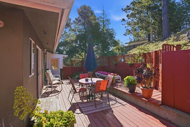 Building Photo - Lovely Monterey Single Family Home in the Mar Vista Neighborhood! (UNFURNISHED)