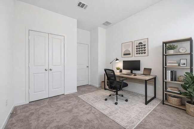 Building Photo - 9730 Westminster Mnr Dr