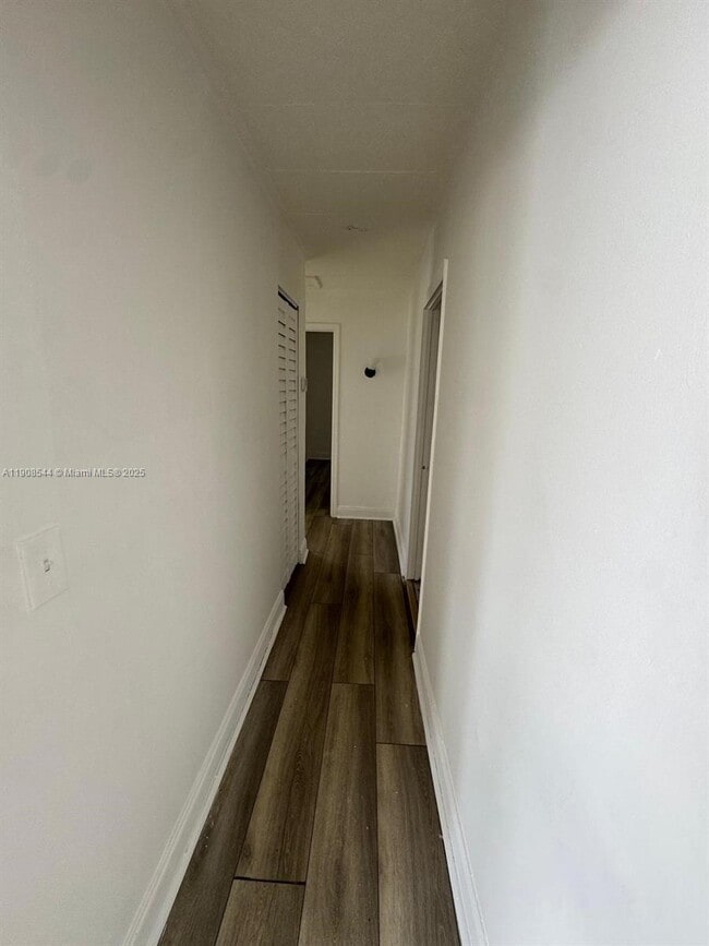 Building Photo - 3001 NW 25th St