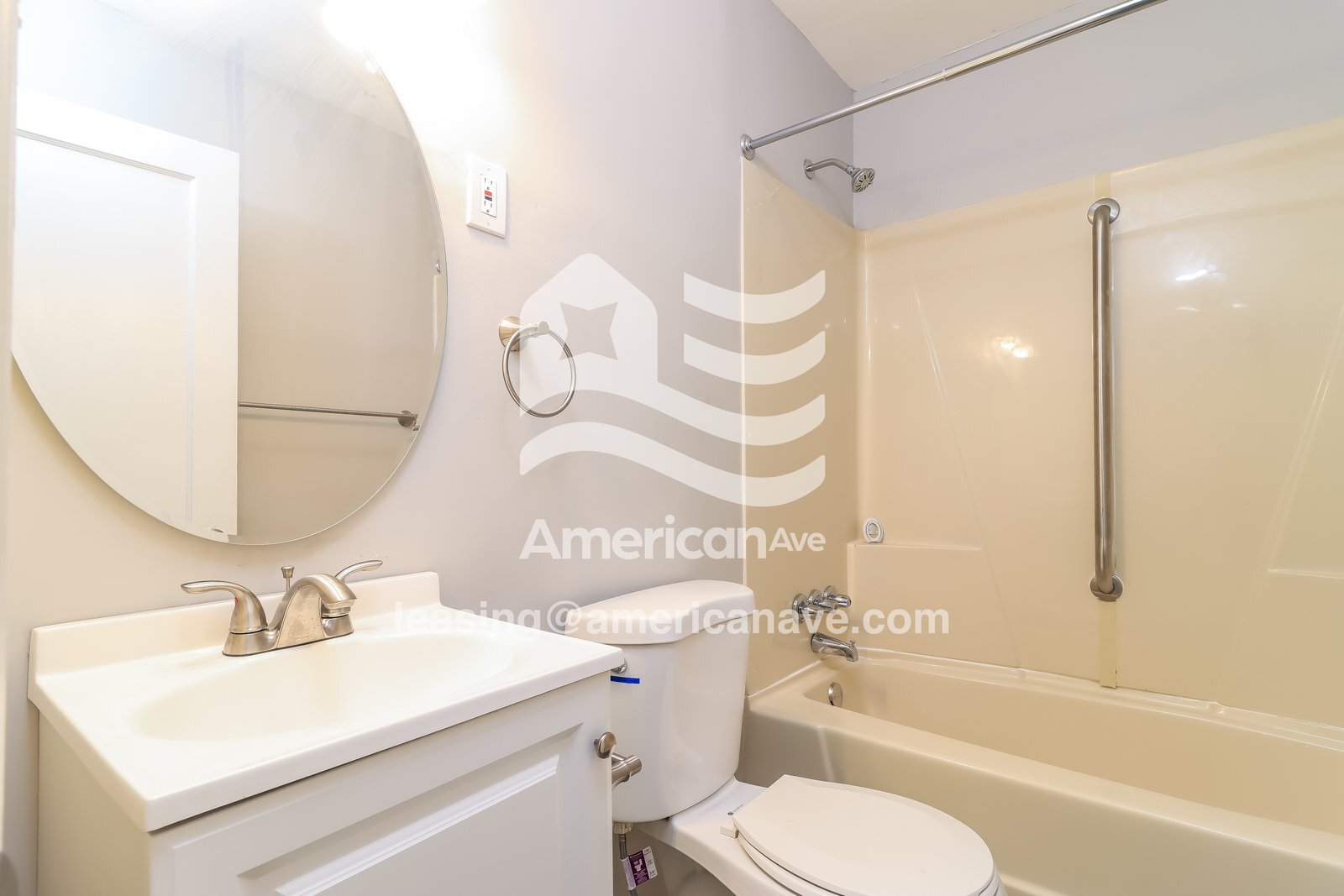 Building Photo - 465 Montana Ave