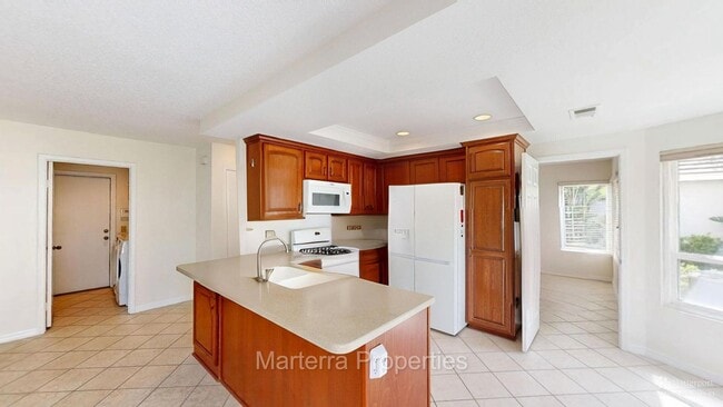 Building Photo - Beautiful Home in Irvine