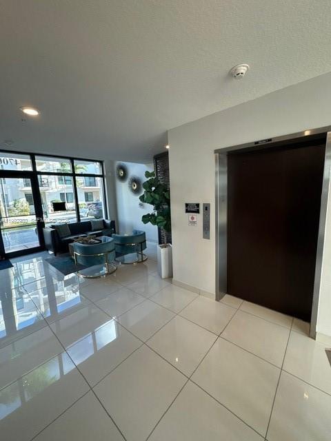 Building Photo - 4700 NW 84th Ave