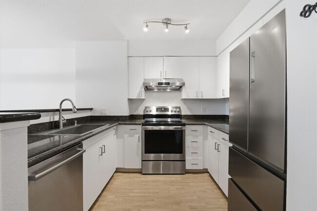 Building Photo - 8100 Oceanview Terrace