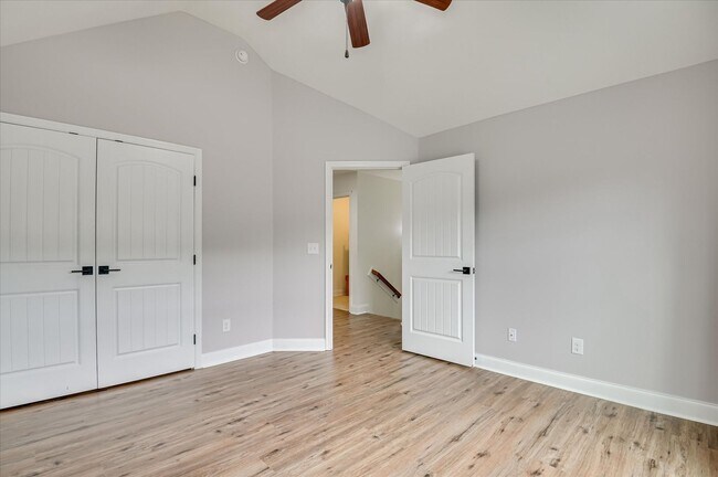 Building Photo - Home For Rent: 765 Mural Lake Ct Grovetown...