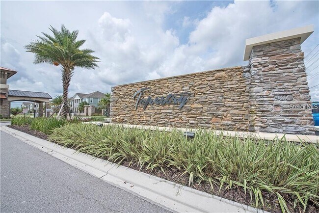Building Photo - 2487 Empress Dr