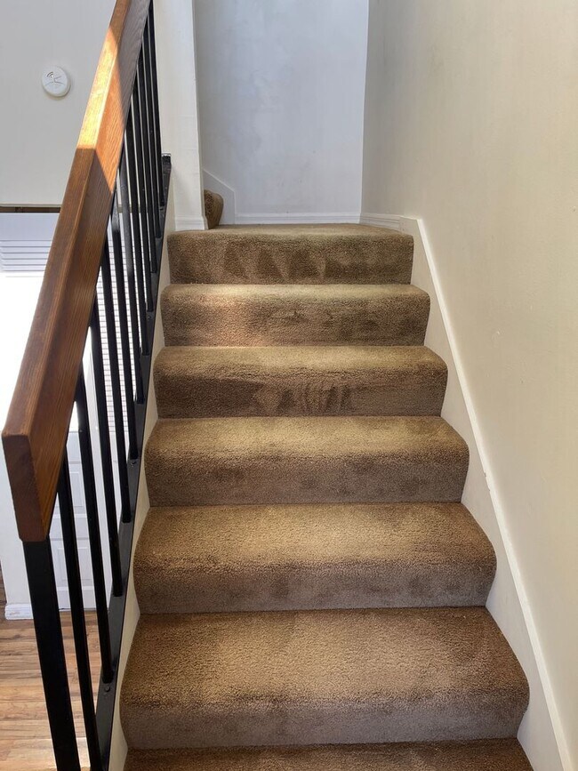 Building Photo - Limited Time Offer – Sign a lease on or be...