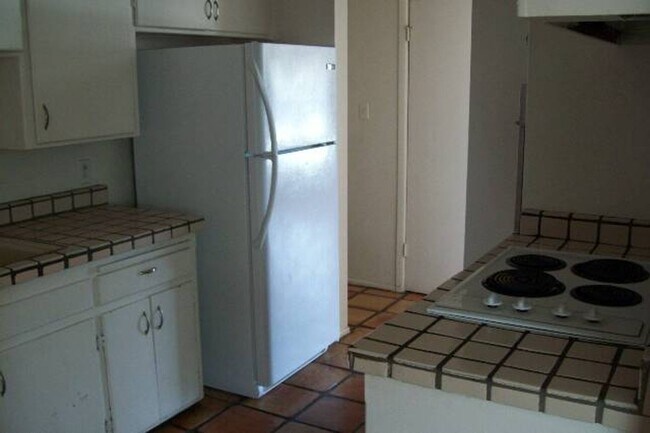 Building Photo - **Spacious 4 Bedroom Home in the Heart of Tempe!**
