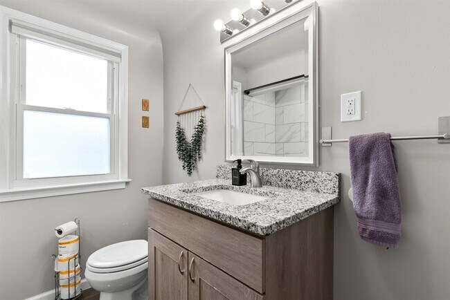 Building Photo - 8254 Mary Ann Ave