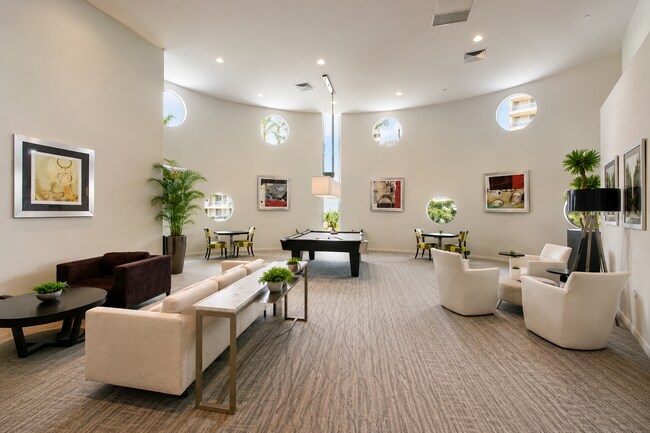 Building Photo - 6000 Collins Ave