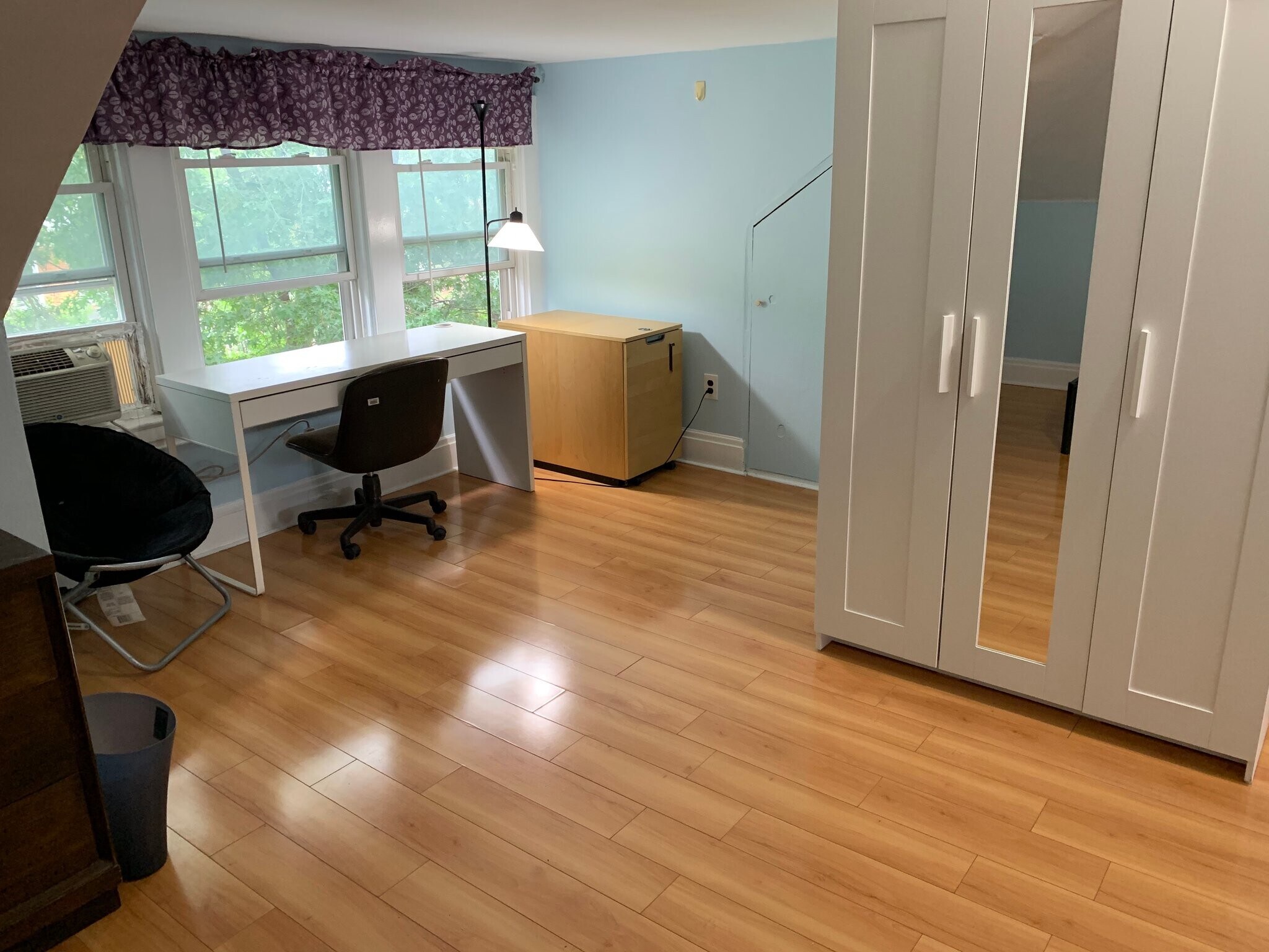 Building Photo - 746 Broughton St