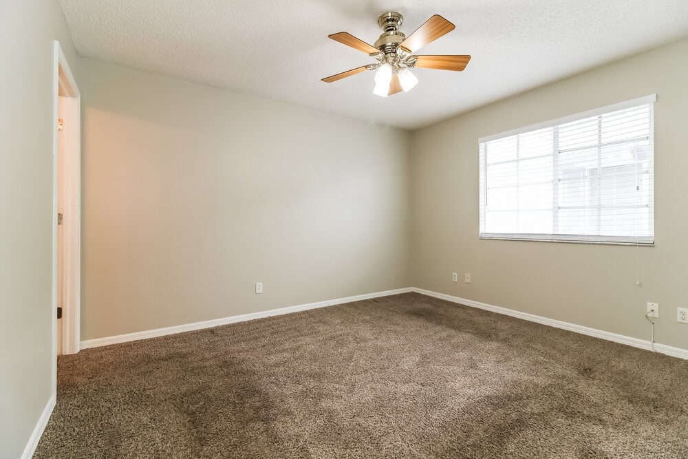 Building Photo - 7131 Waterside Dr