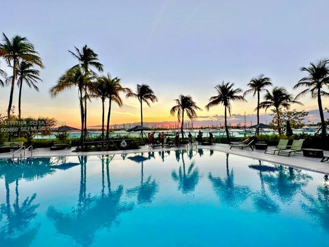 Building Photo - 1500 Bay Rd