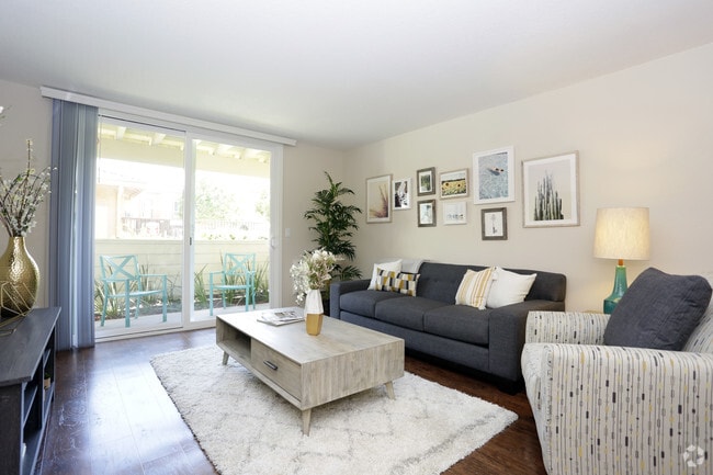 Interior Photo - Serena Vista