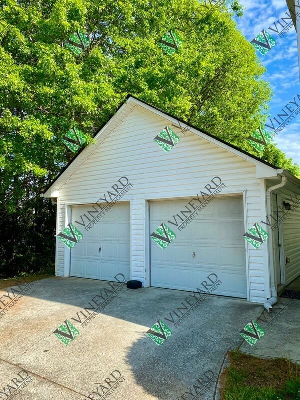 Building Photo - 3325 Chastain Landings Ct