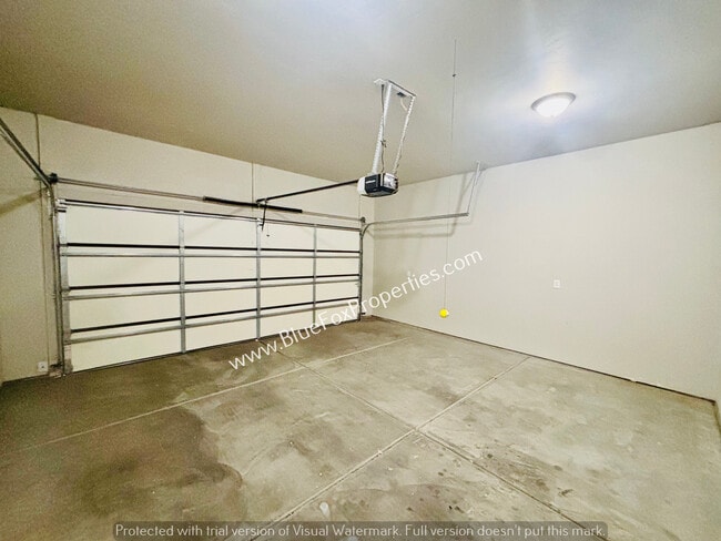 Building Photo - 149 E Stone Ct