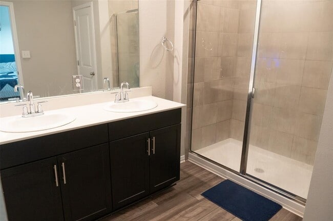 Building Photo - 14605 Allard Dr