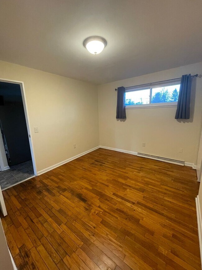 Building Photo - Three Bedroom Ranch Home - AA/Pittsfield Township