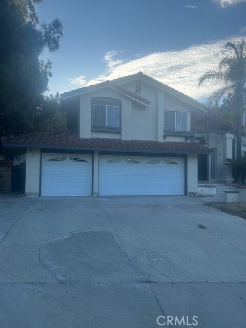 Primary Photo - 19830 Saddle Ridge Ln