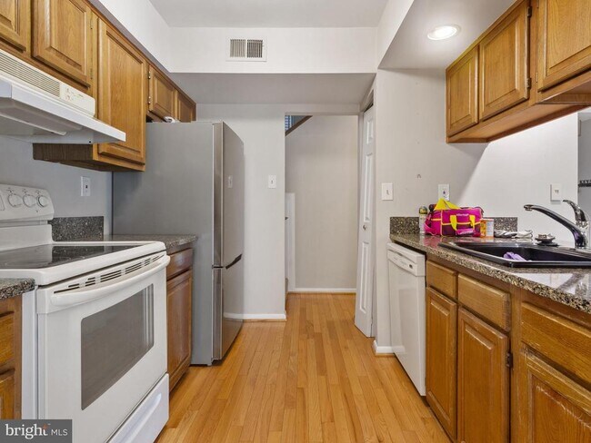 Building Photo - 4720 Colonel Ashton Pl