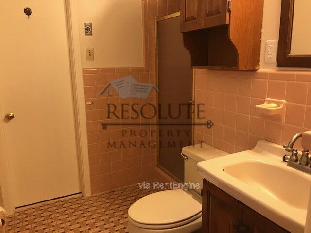 Building Photo - 6612 Pleasant Pines Dr