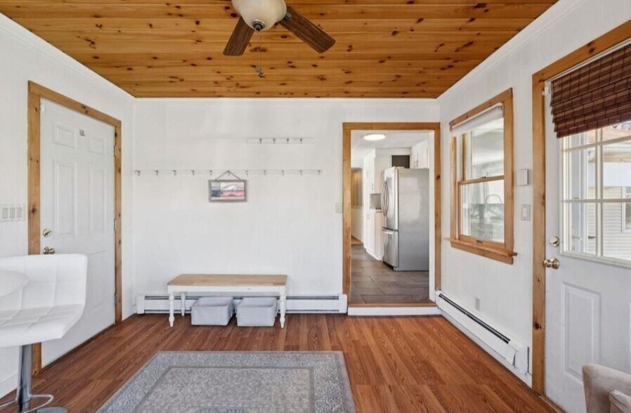 Building Photo - 510 Sagamore Rd