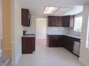 Building Photo - 223 Gypsum Dr