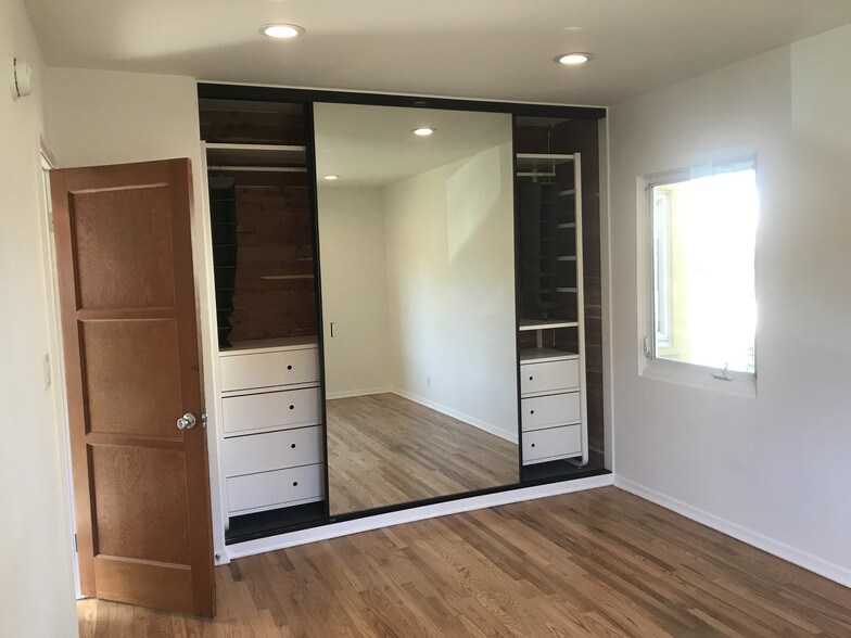 bedroom 1 - 2010 Virginia Ave