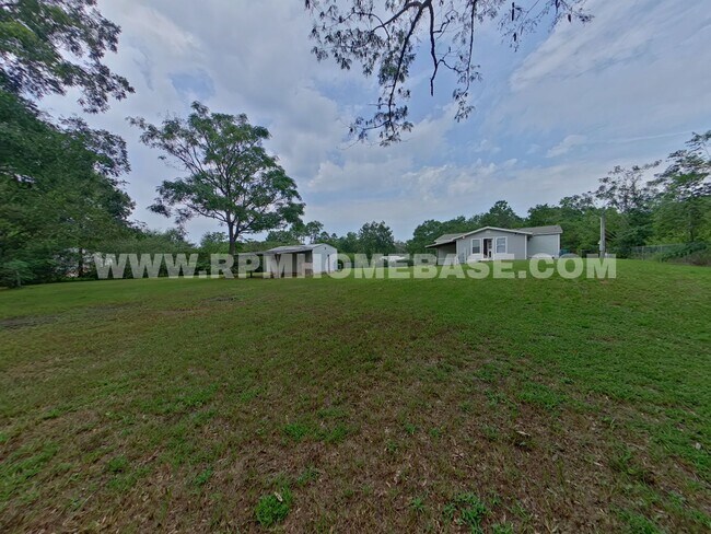 Building Photo - 3079 Cosson Cir
