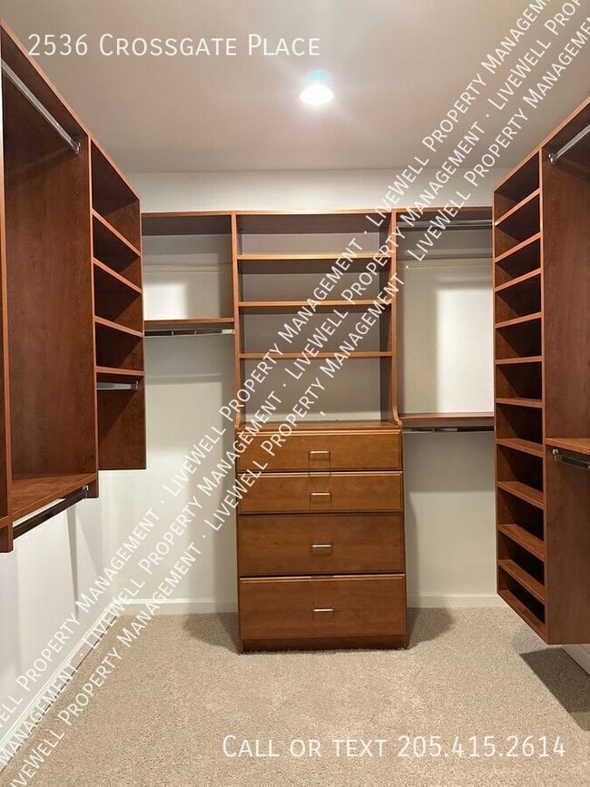 Building Photo - 2536 Crossgate Pl