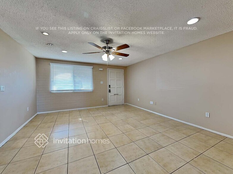 Building Photo - 4359 N 71st Dr