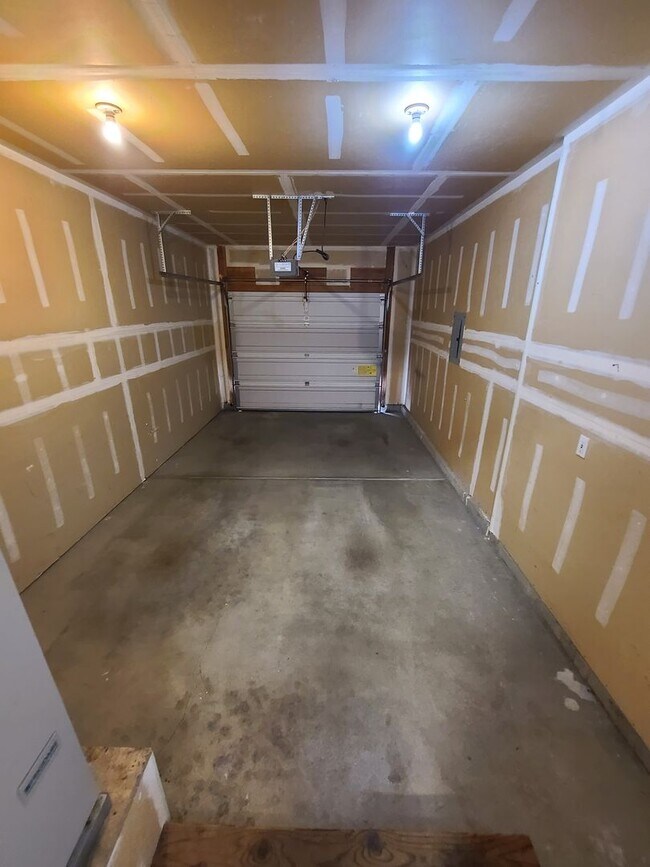 Building Photo - 4188 N Player Dr