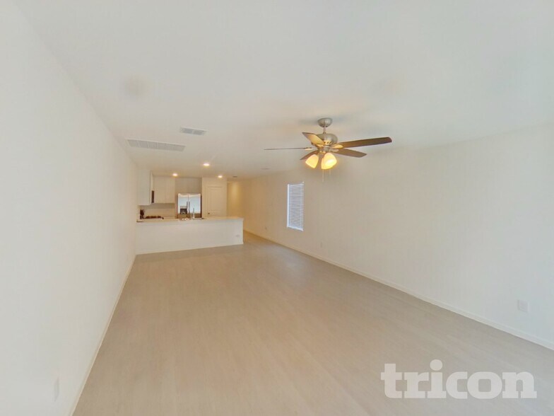 Building Photo - 838 Ponderosa Ln