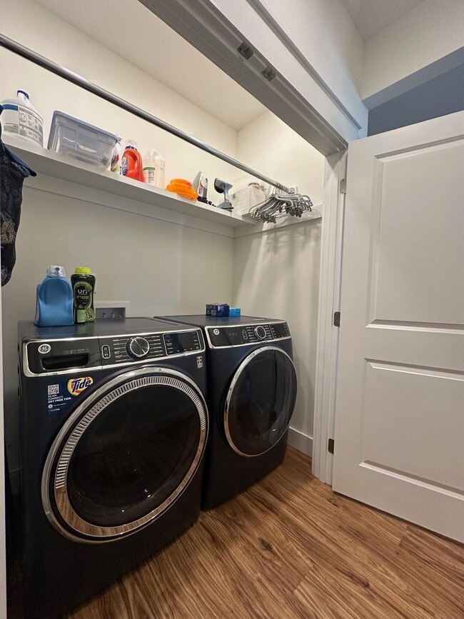 Building Photo - 4819 Whitewood Rd